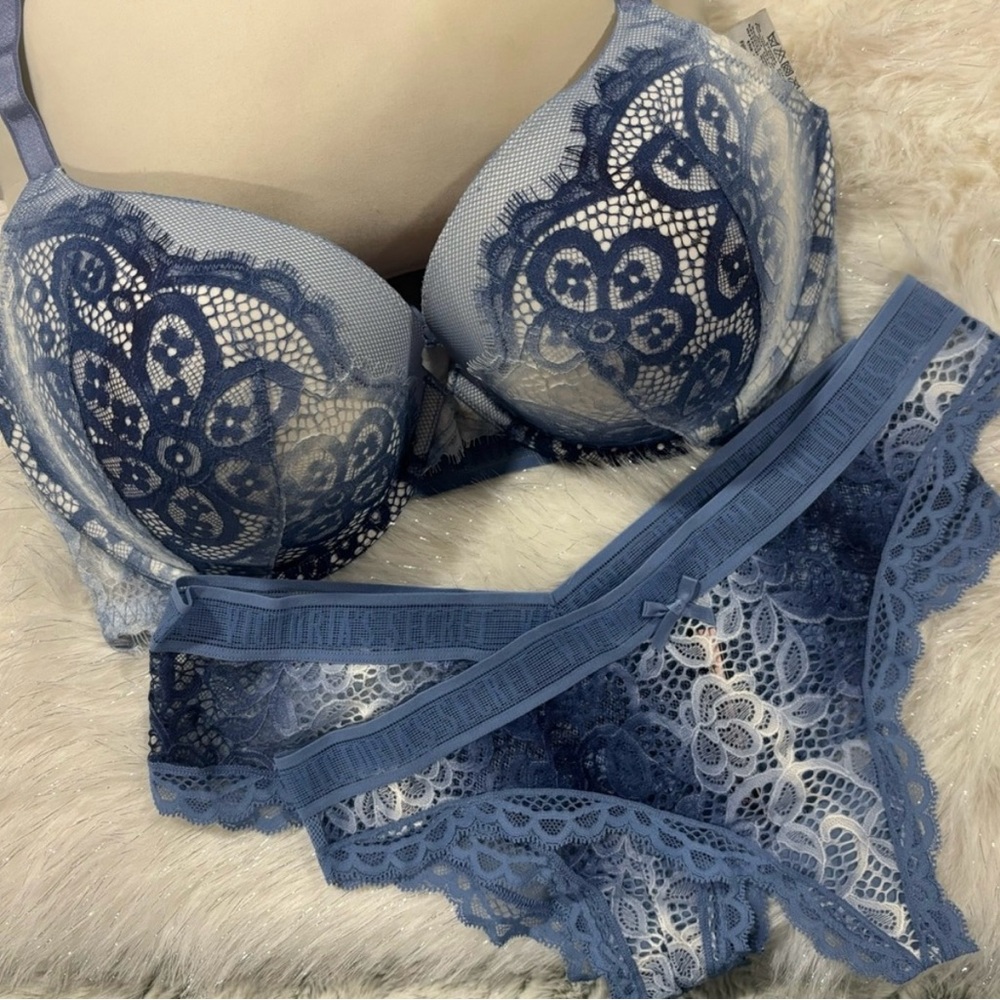 Victoria Secret Ombré Blue Lace Bra 36DD and 2 pair matching panties M